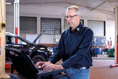 Bild zu Fahrzeugdiagnose beim Autohaus Schreieck